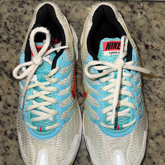 Nike Air Max Torch 4 Women's Size 8.5 White Teal Red Running Shoes CW5607-100 - Picture 6 of 13